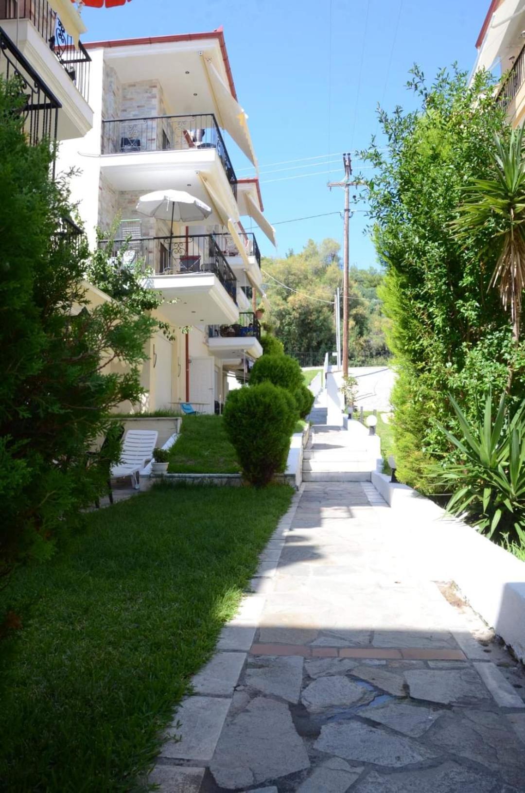 Roses Rt Apartments Skioni II Néa Skióni Eksteriør bilde